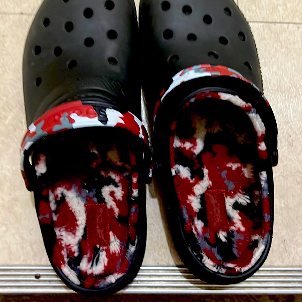 I am selling these crocs. They are really fire and has a good colour to it